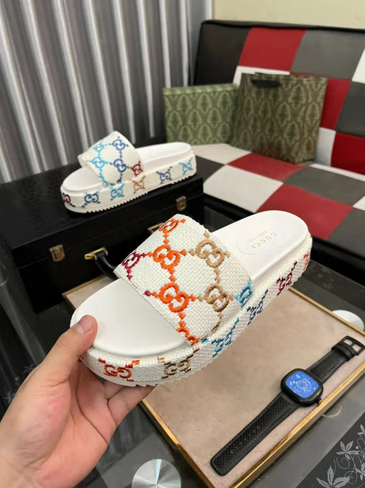 Men's new slippers