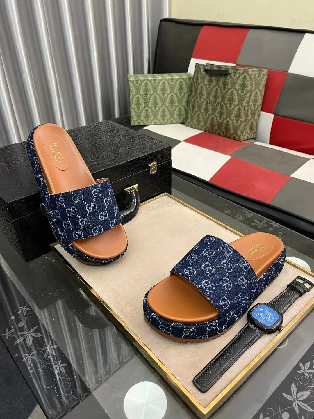 Men's new slippers